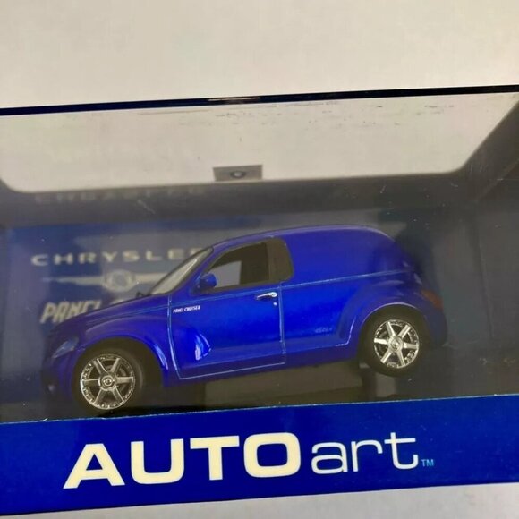 Autoart Chrysler Panel Cruiser Diecast Car 51531 Metallic Blue 1/43 Scale PT NEW - Picture 3 of 5